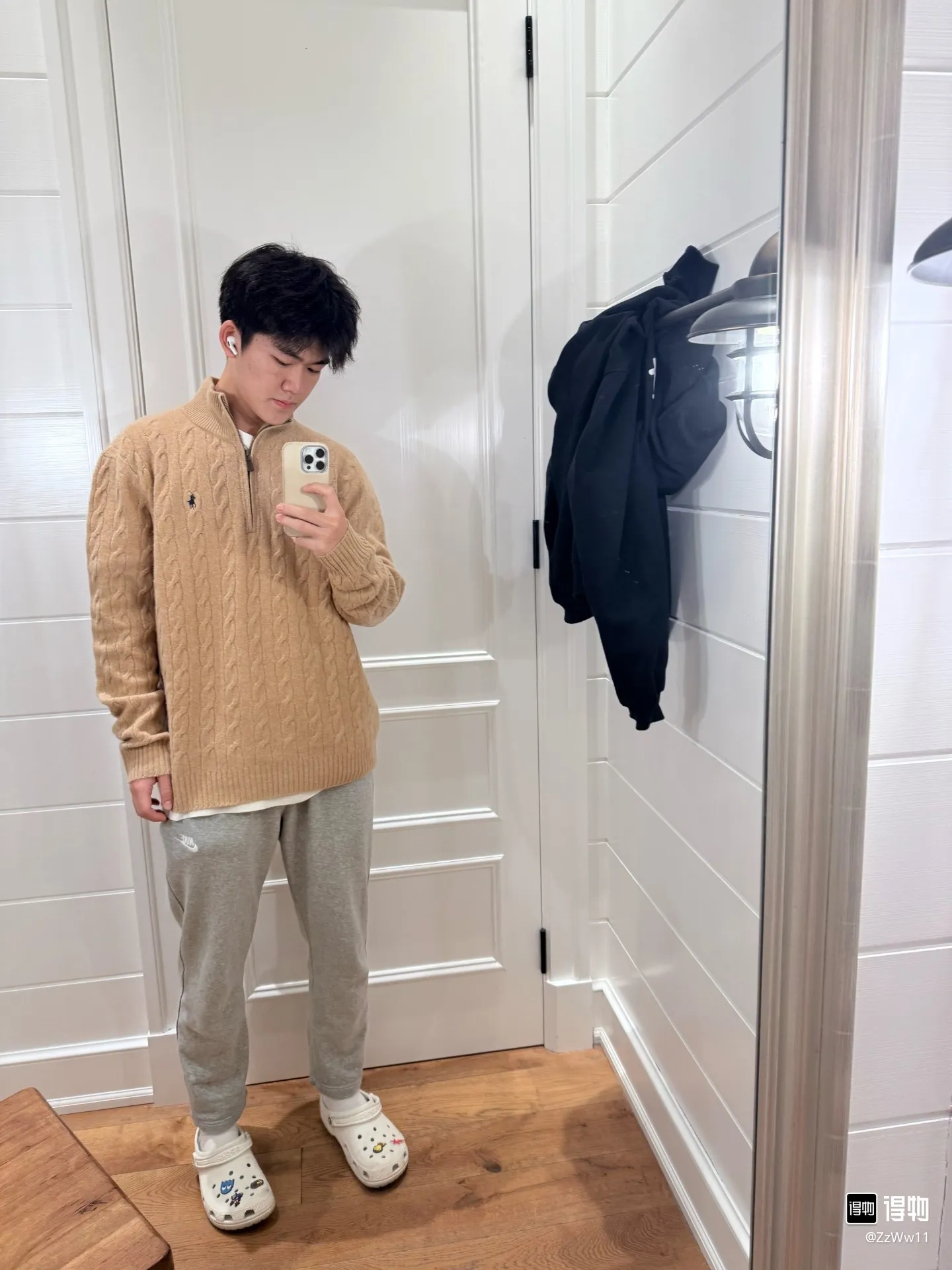 P300 Style No. D07) The top version on the market in 2025 Ralph Lauren #ootddailywear #Autumn and winter sweater #Knitted sweater outfit #ralph lauren sweater #Can be worn by both men and women [Star R] Finally waited until the Ralph men’s twist sweater half-zip bra top was put on and it’s finally here! The hottest half-zip sweater! Limited editions every year, there won’t be many models in the store! Ralph Lauren Men's Half-Zip Twist Sweater [Fire R] The shape is really nice. It can be worn alone or as a jacket. It can be worn inside or outside, or it can be worn inside with a shirt ~ 100% pure cotton #Practical Wear Colors: off-white, navy blue, khaki, gray, size S to XL
